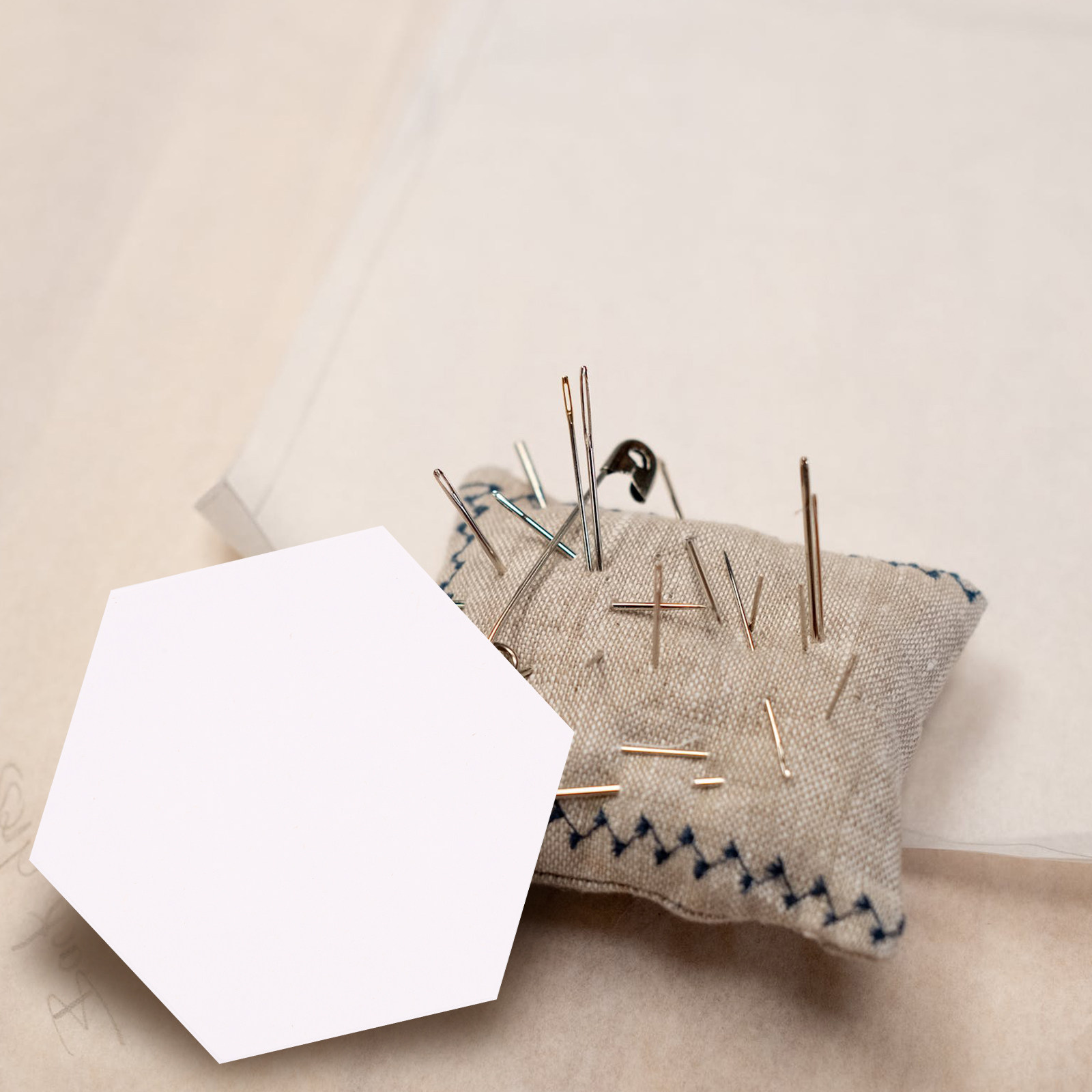 Embroidery Craft - 200pcs Quilting Paper Templates – Lightweight,