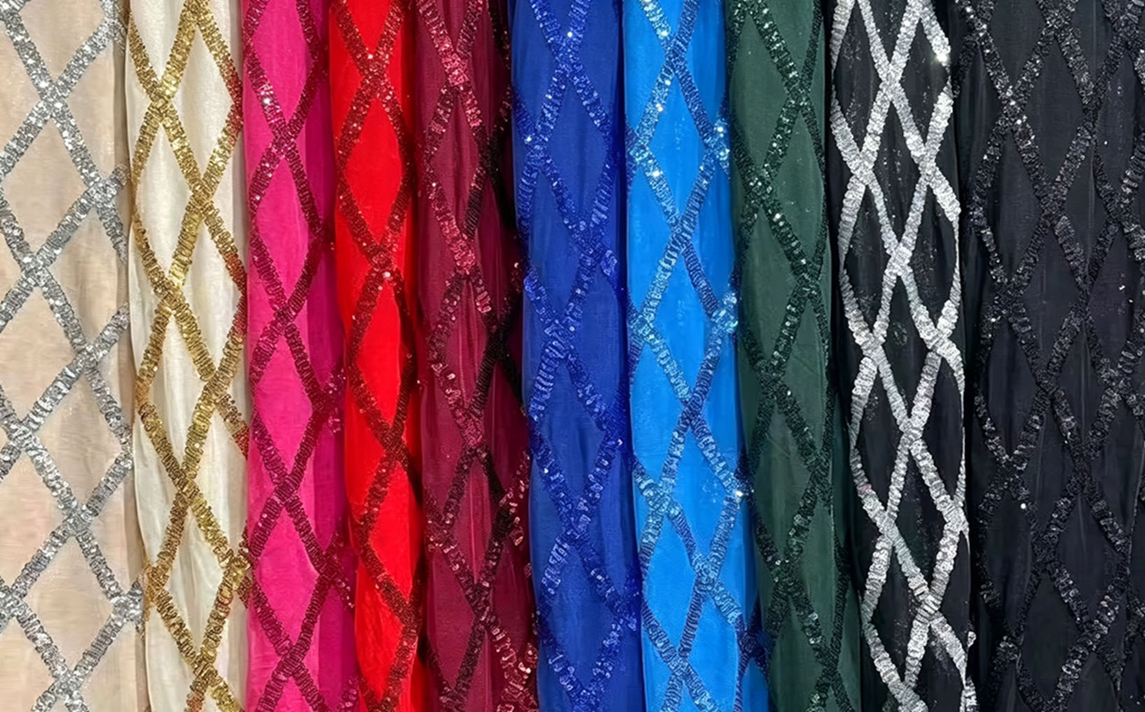Diamond Grid Sequin Embroidery - огляд і ціна Crystal Mesh Fabric